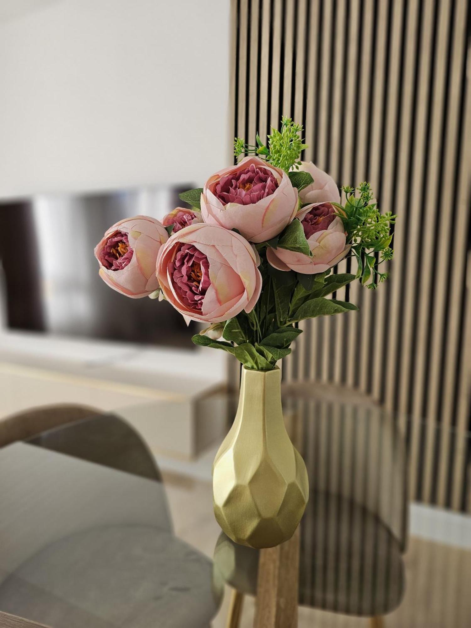 Regal Diamond Centro Apartment *