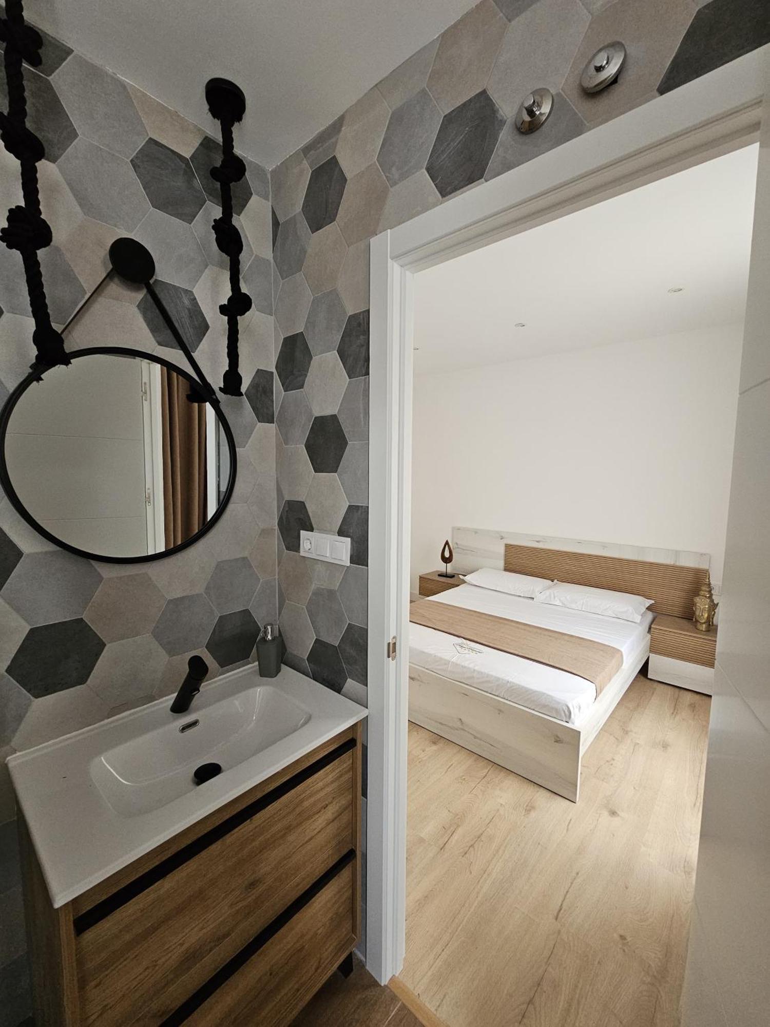 Regal Diamond Centro Apartment *